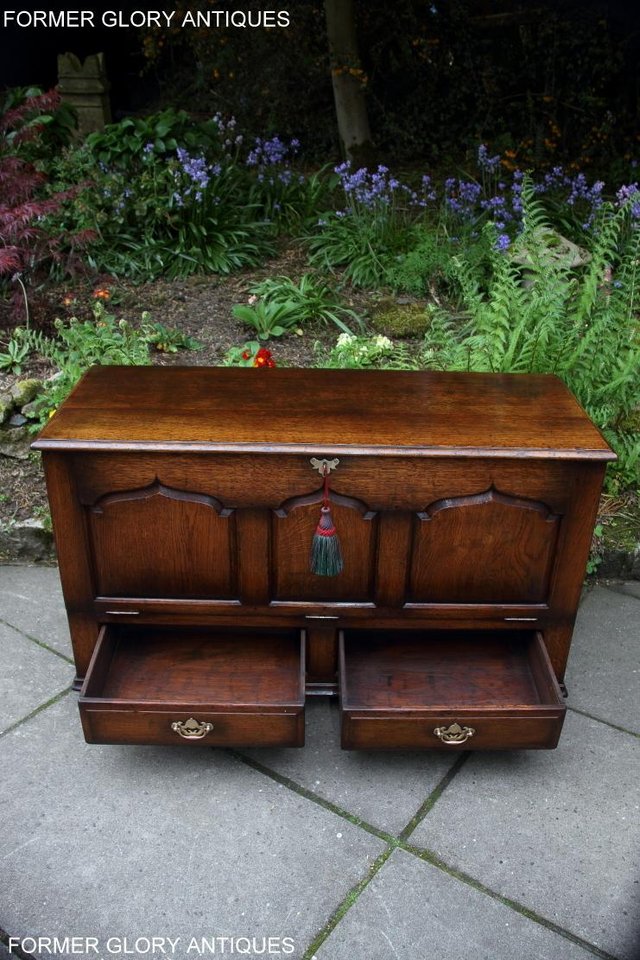 Image 45 of TITCHMARSH GOODWIN OAK BLANKET TOY DOWER CHEST BOX TV STAND