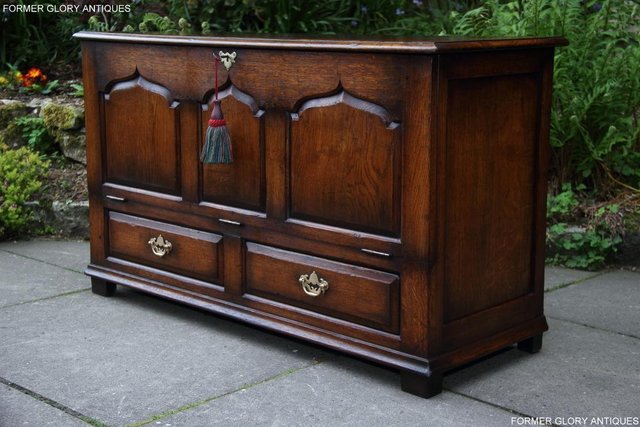 Image 53 of TITCHMARSH GOODWIN OAK BLANKET TOY DOWER CHEST BOX TV STAND