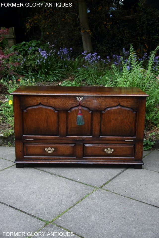 Image 81 of TITCHMARSH GOODWIN OAK BLANKET TOY DOWER CHEST BOX TV STAND