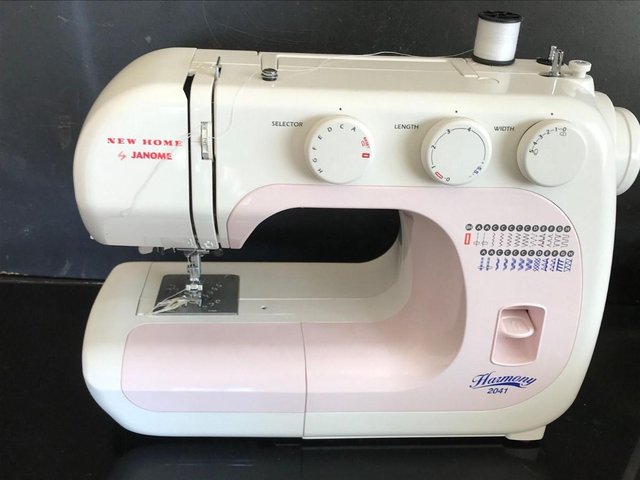 Preview of the first image of Sewing machine Janhome Harmony 2041.