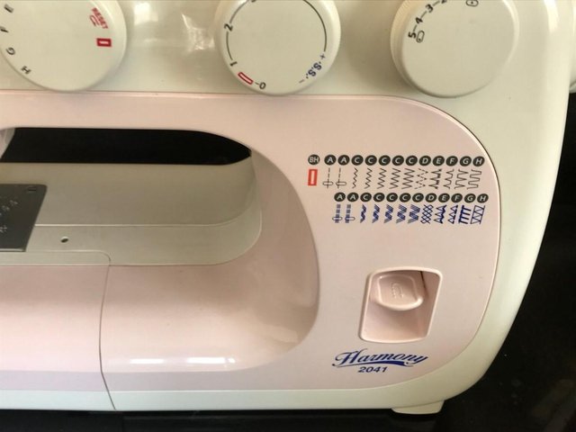 Image 7 of Sewing machine Janhome Harmony 2041