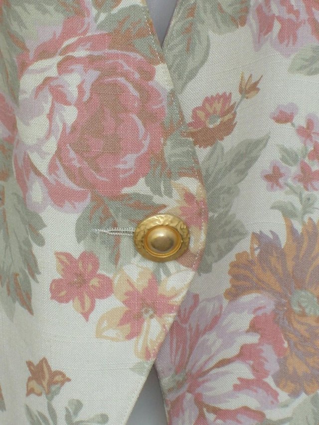 Image 2 of HOUSE OF FRASER Vintage Floral Print Jacket Size 16
