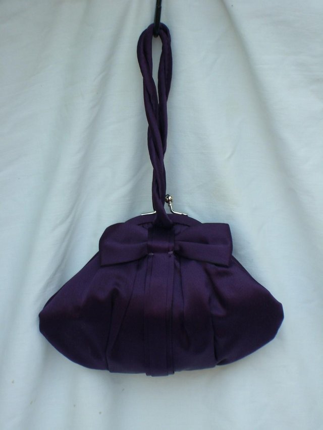 Preview of the first image of COAST Purple Silk Wrist Bag NEW.