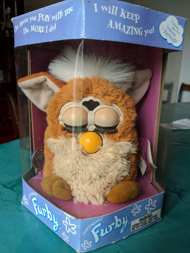 Preview of the first image of Furby in complete packaging.