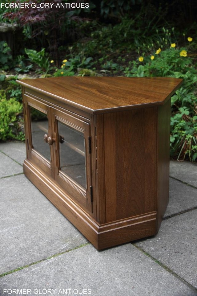 Image 28 of AN ERCOL GOLDEN DAWN CORNER TV DVD HI FI CABINET STAND TABLE
