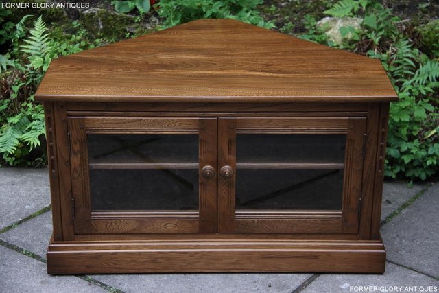 Image 81 of AN ERCOL GOLDEN DAWN CORNER TV DVD HI FI CABINET STAND TABLE