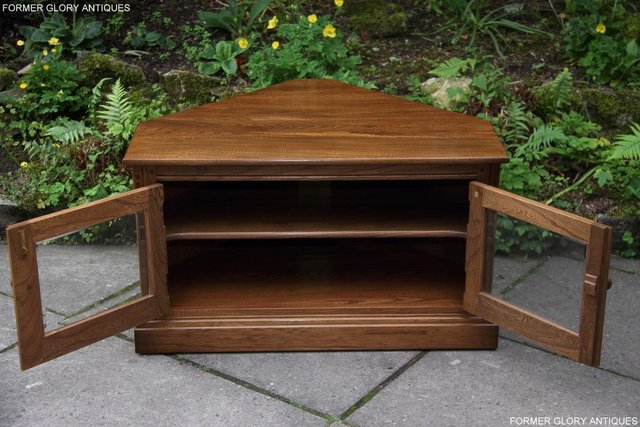 Image 89 of AN ERCOL GOLDEN DAWN CORNER TV DVD HI FI CABINET STAND TABLE