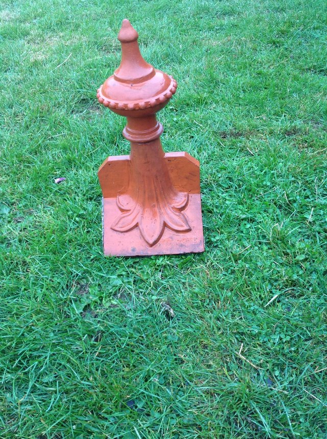 Image 3 of Beautiful Victorian Finial