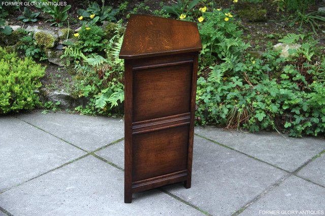 Image 6 of A TITCHMARSH AND GOODWIN OAK DRESSER BASE SIDEBOARD CABINET