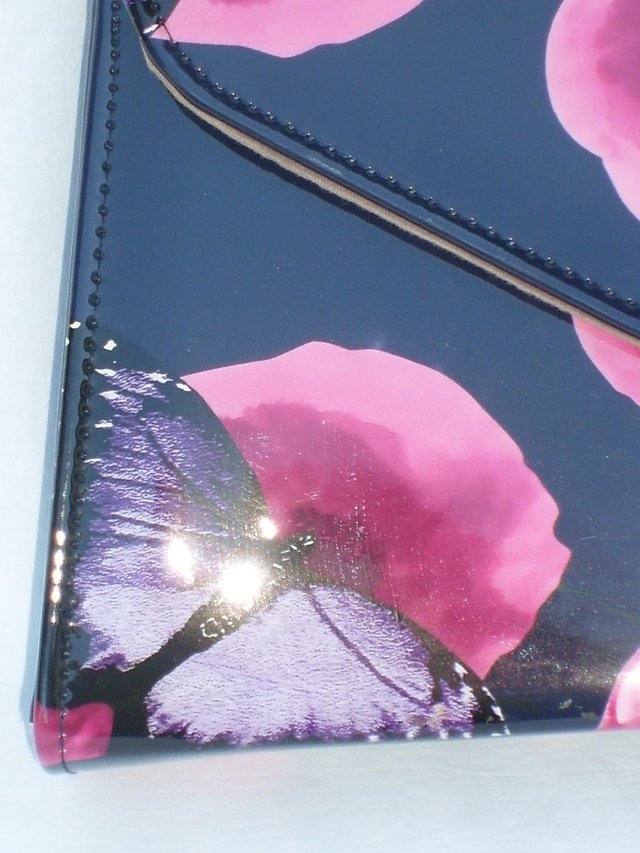 Image 2 of Purple/Pink Flower & Butterfly Patent Grab Bag