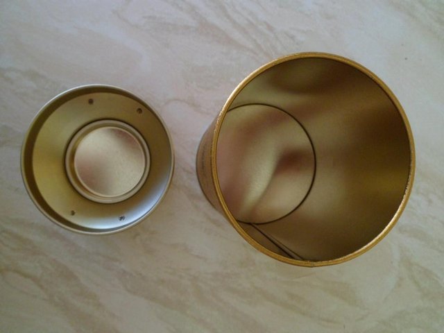 Image 3 of Ringtons Gold MIlk Churn Tin - Mint Condition