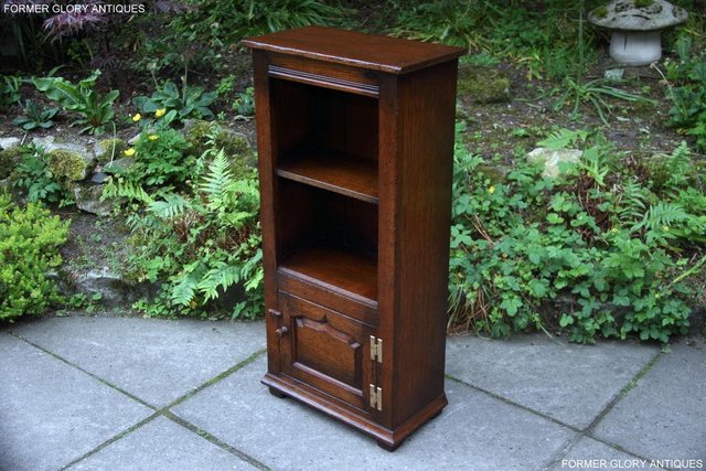 Image 54 of TITCHMARSH & GOODWIN OAK BOOKCASE CD DVD CABINET HALL TABLE