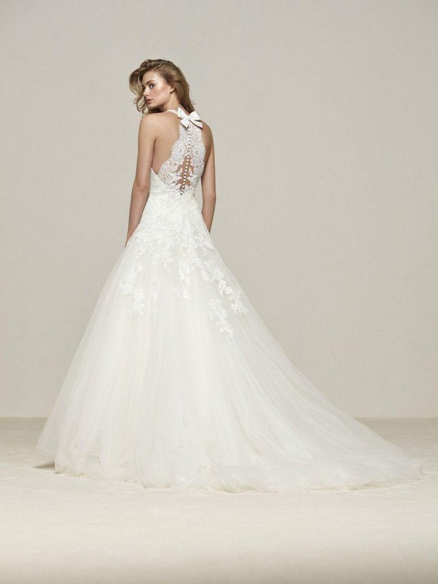 Image 2 of Wedding Dress (Pronovias - Drisara) Size 10