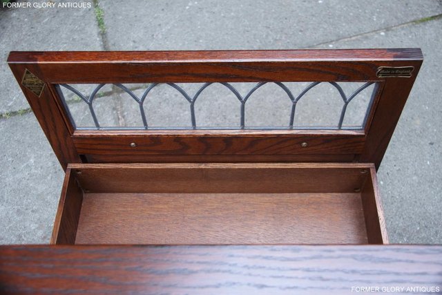 Image 19 of AN OLD CHARM TUDOR BROWN OAK CORNER TV CABINET STAND TABLE