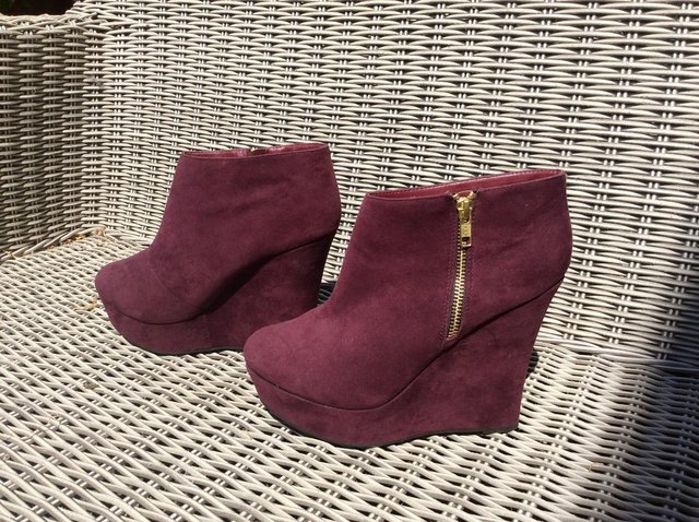 Image 2 of Ankle boots burgundy size 6