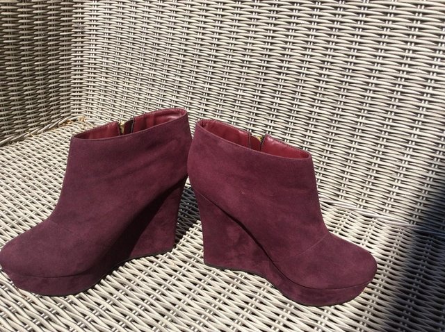 Image 3 of Ankle boots burgundy size 6