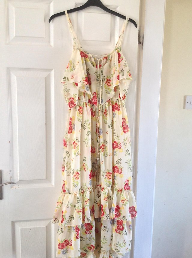 Image 3 of River island 10 summer waterfall cold shoulder dress bnwot