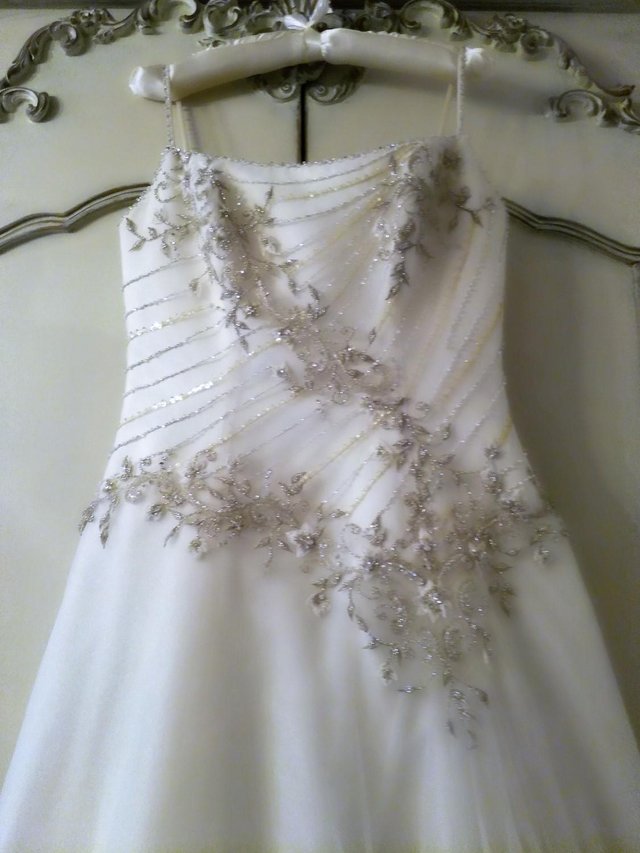Image 2 of BRIDE WEISE WEDDING DRESS Ivory White Tule Silver DESIGNER