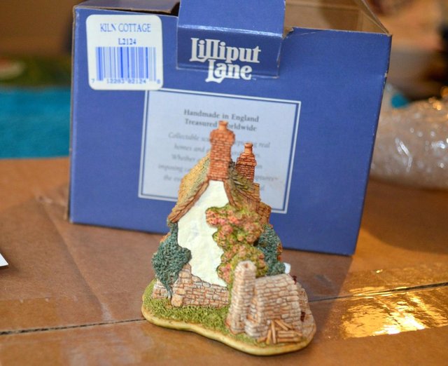 Image 4 of Lilliput Lane - Kiln Cottage