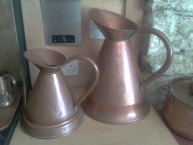 Image 3 of Copper water urn and 2 large copper jugs