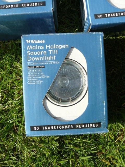 Image 2 of 3 New Wickes mains halogen square tilt dimmable downlights