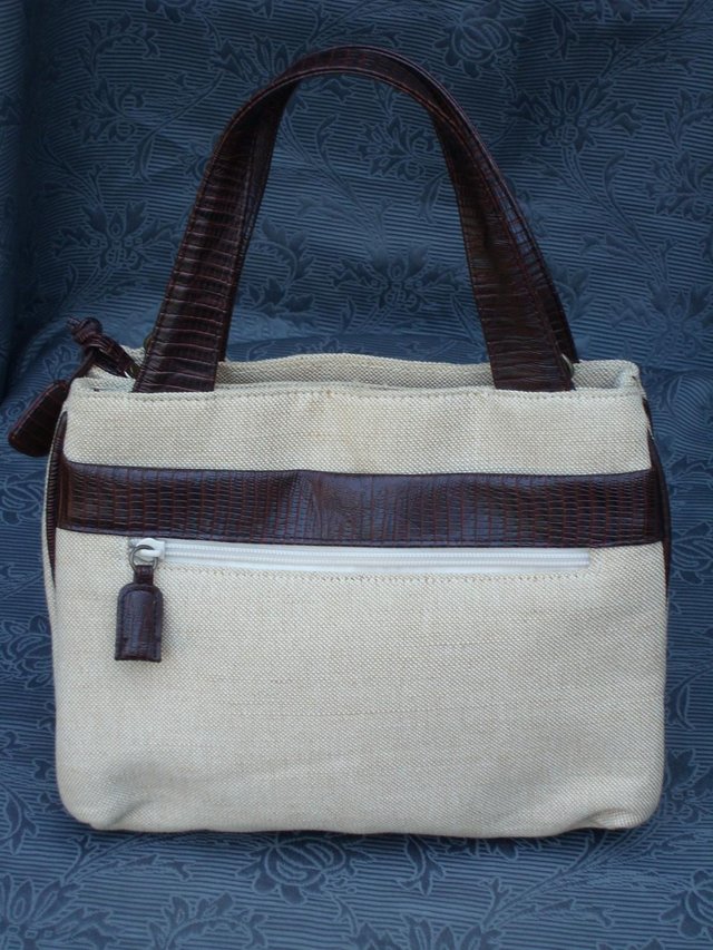Preview of the first image of T R BENTLEY Cream & Brown Grab Bag NEW!.