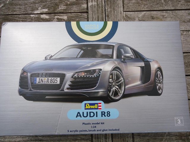 Preview of the first image of Model Audi R8.