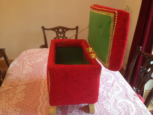 Image 3 of Classic Footstool and Storage compartment, antique design
