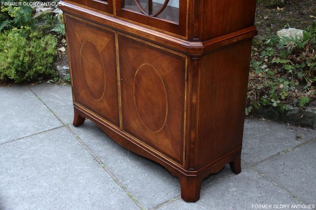 Image 6 of TITCHMARSH AND GOODWIN MAHOGANY CHINA GLASS DISPLAY CABINET