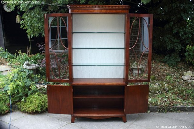 Image 7 of TITCHMARSH AND GOODWIN MAHOGANY CHINA GLASS DISPLAY CABINET