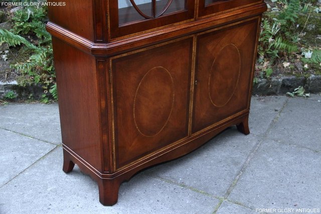 Image 17 of TITCHMARSH AND GOODWIN MAHOGANY CHINA GLASS DISPLAY CABINET