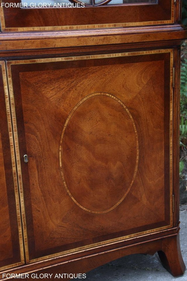 Image 31 of TITCHMARSH AND GOODWIN MAHOGANY CHINA GLASS DISPLAY CABINET