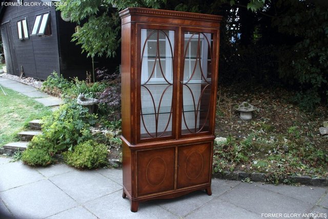 Image 42 of TITCHMARSH AND GOODWIN MAHOGANY CHINA GLASS DISPLAY CABINET