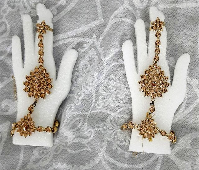 Image 2 of Indian wedding hand sets