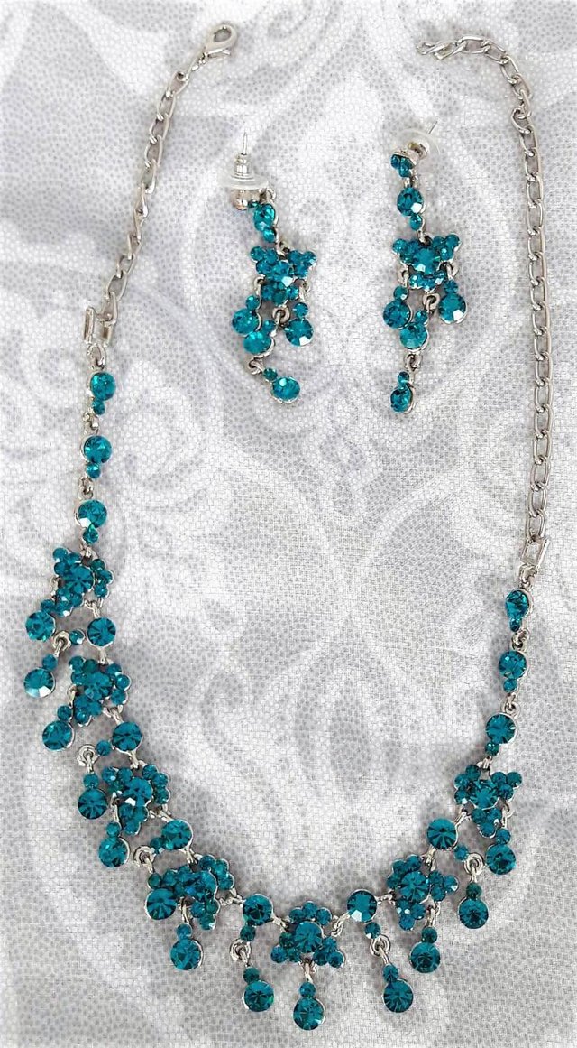 Preview of the first image of Silver and turquoise indian jewellery set.