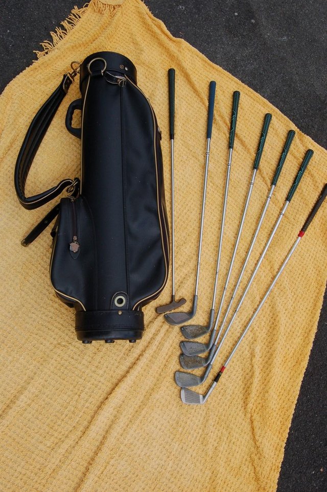 Image 2 of Golf Bag and Clubs