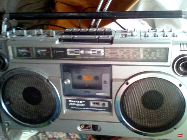 Image 2 of SHARP GF 9191 Fm sterio radio cassette Collectors Item Boom