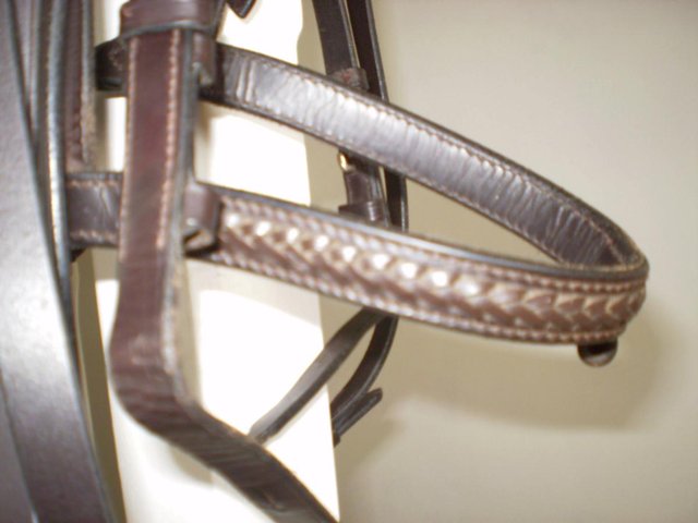 Preview of the first image of BRAIDED BRIDLE FULL SIZE DARK HAVANA.