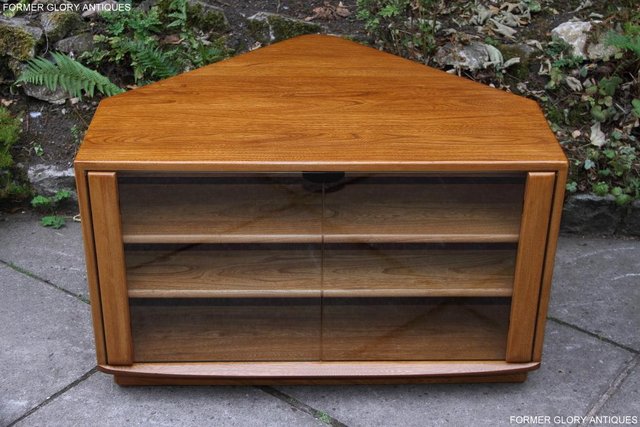Preview of the first image of ERCOL WINDSOR LIGHT ELM CORNER TV CABINET DVD CD TABLE STAND.
