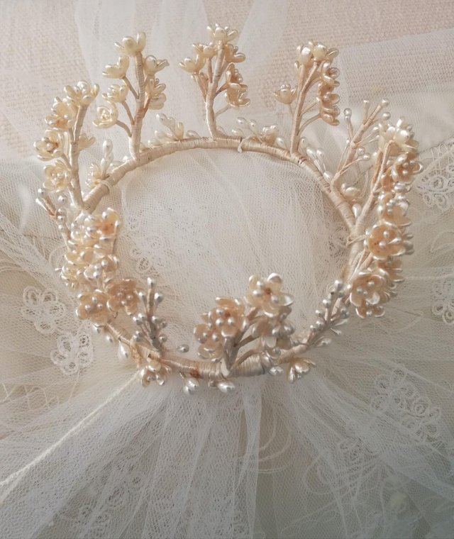 Preview of the first image of VINTAGE Wax Flower Pearl tiara Crown Two Tier Veil WEDDING.