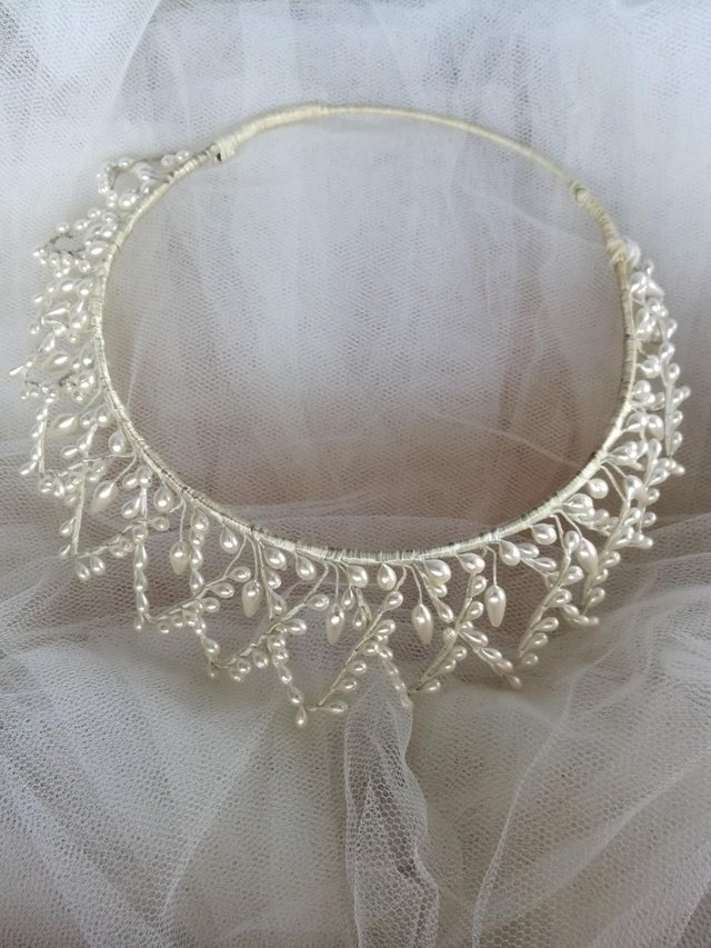 Image 3 of VINTAGE Wax Flower Wedding Tiara Crown Pearl Drop Lewis Box