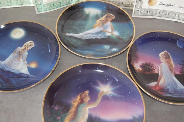 Preview of the first image of Set of 4 collector plates by Franklin Mint.