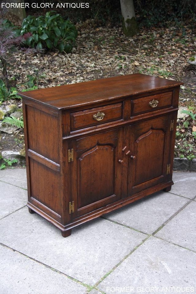 Image 19 of TITCHMARSH AND GOODWIN OAK DRESSER BASE SIDEBOARD HALL TABLE