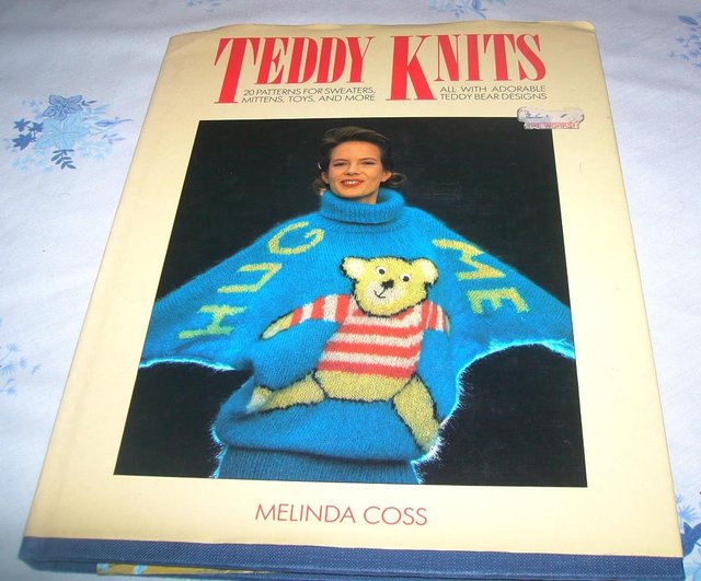 Preview of the first image of LARGE HARDBACK  BOOK TEDDY KNITS.