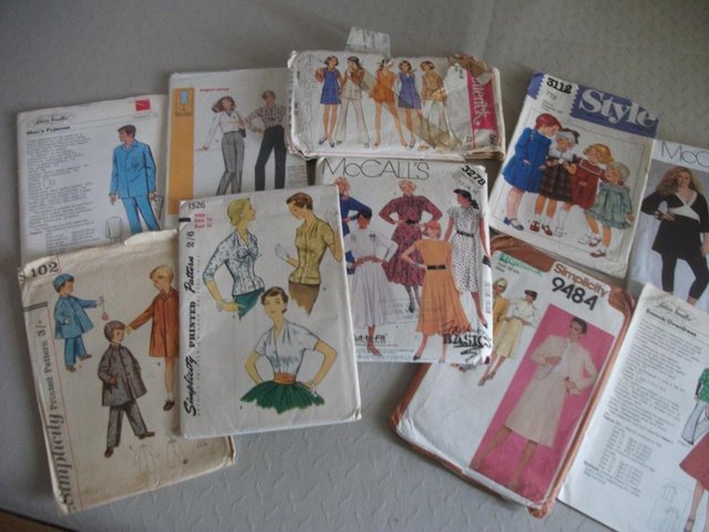 Preview of the first image of 10 VINTAGE SEWING PATTERNS.