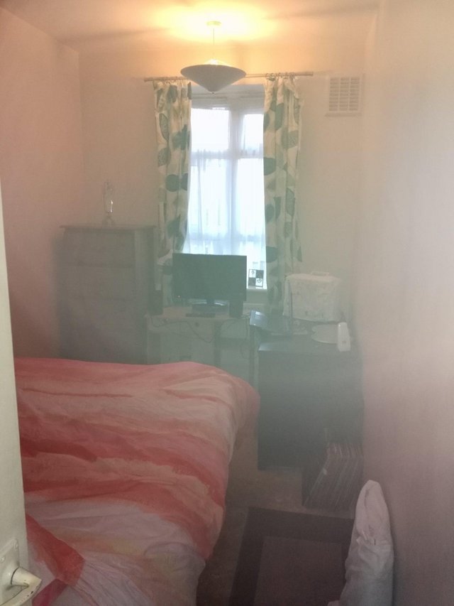 Image 37 of 3 bed RTB flat SE London swap for 2 bed with own garden Kent