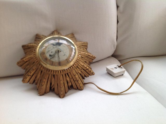 Image 2 of SUNBURST vintage clock workings