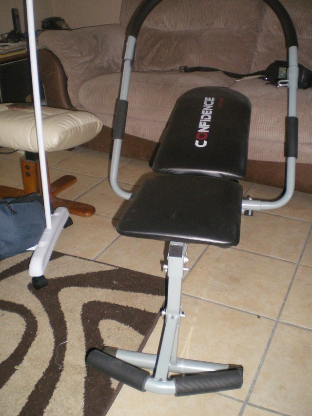 Image 3 of confidence fitness bench