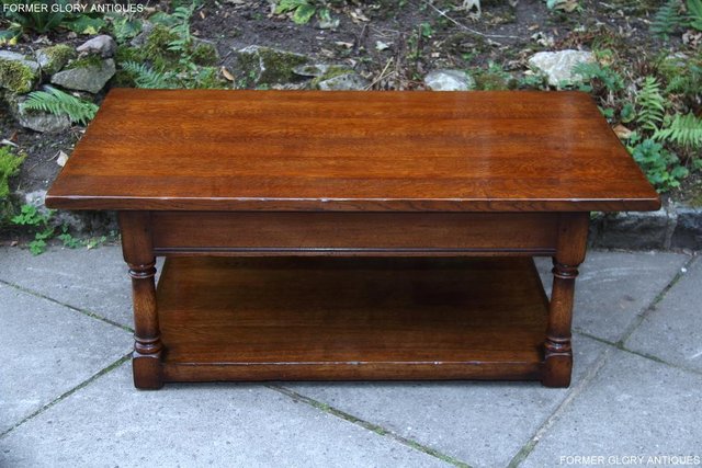 Image 37 of TITCHMARSH & GOODWIN SOLID OAK TWO DRAWER COFFEE WINE TABLE