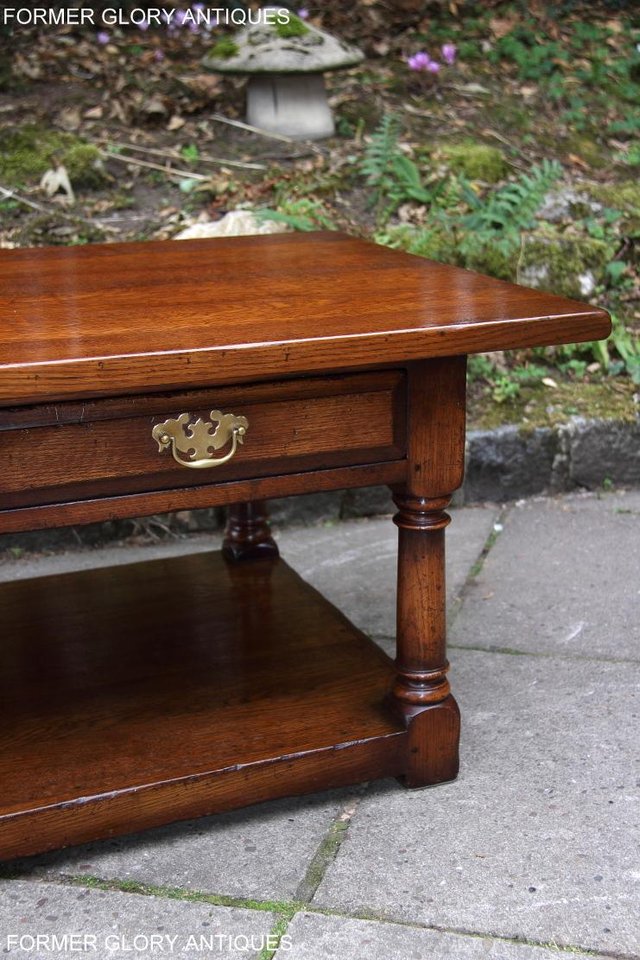 Image 42 of TITCHMARSH & GOODWIN SOLID OAK TWO DRAWER COFFEE WINE TABLE